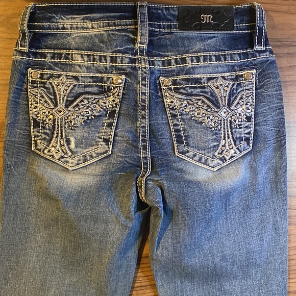 Miss Me Women’s Mid Rise Capri Skinny Jeans. New - Picture 5 of 7